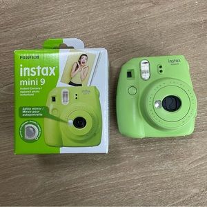 Instax mini 9 camera - green